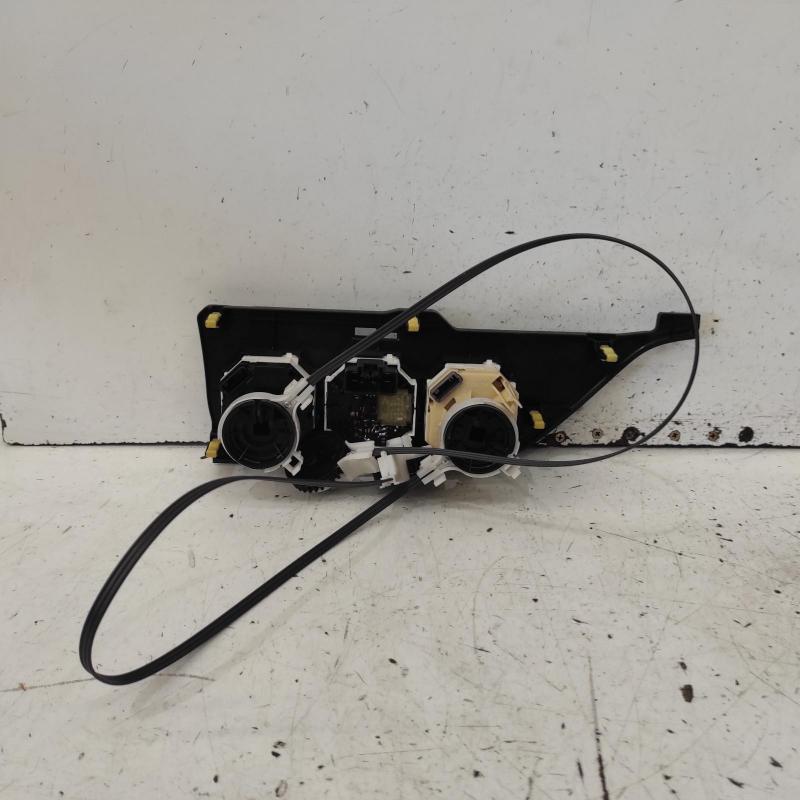 heater/aircon controls