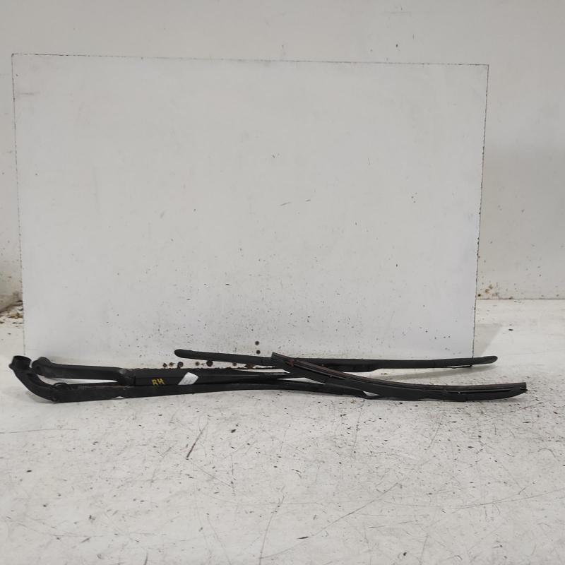 wiper arm