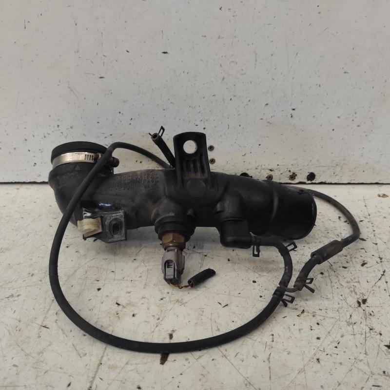 air cleaner duct/hose