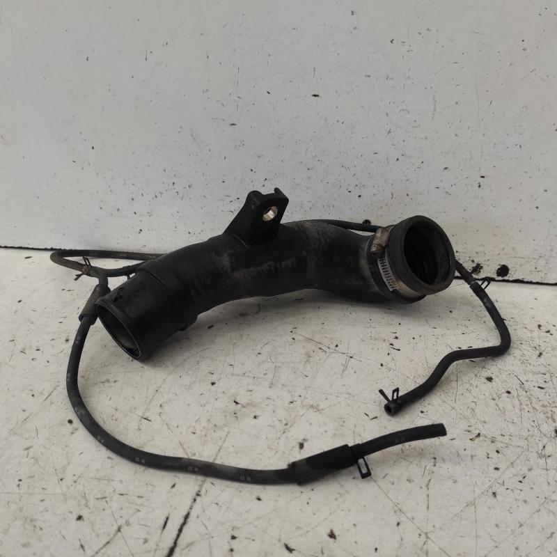 air cleaner duct/hose