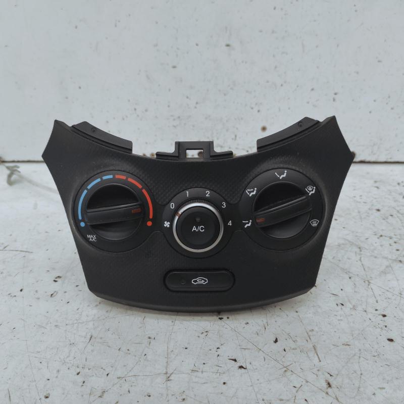 heater/aircon controls