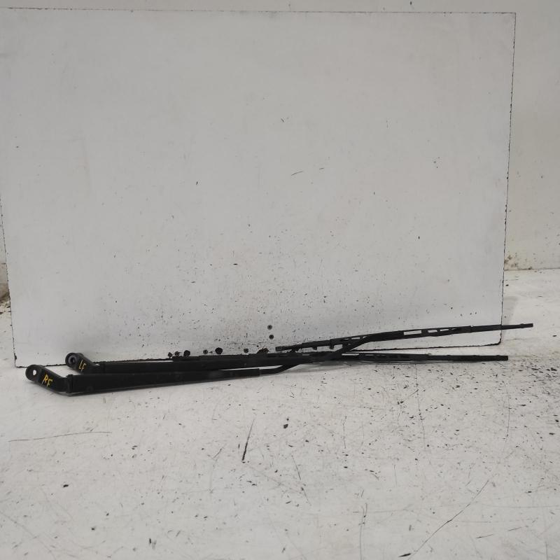 wiper arm