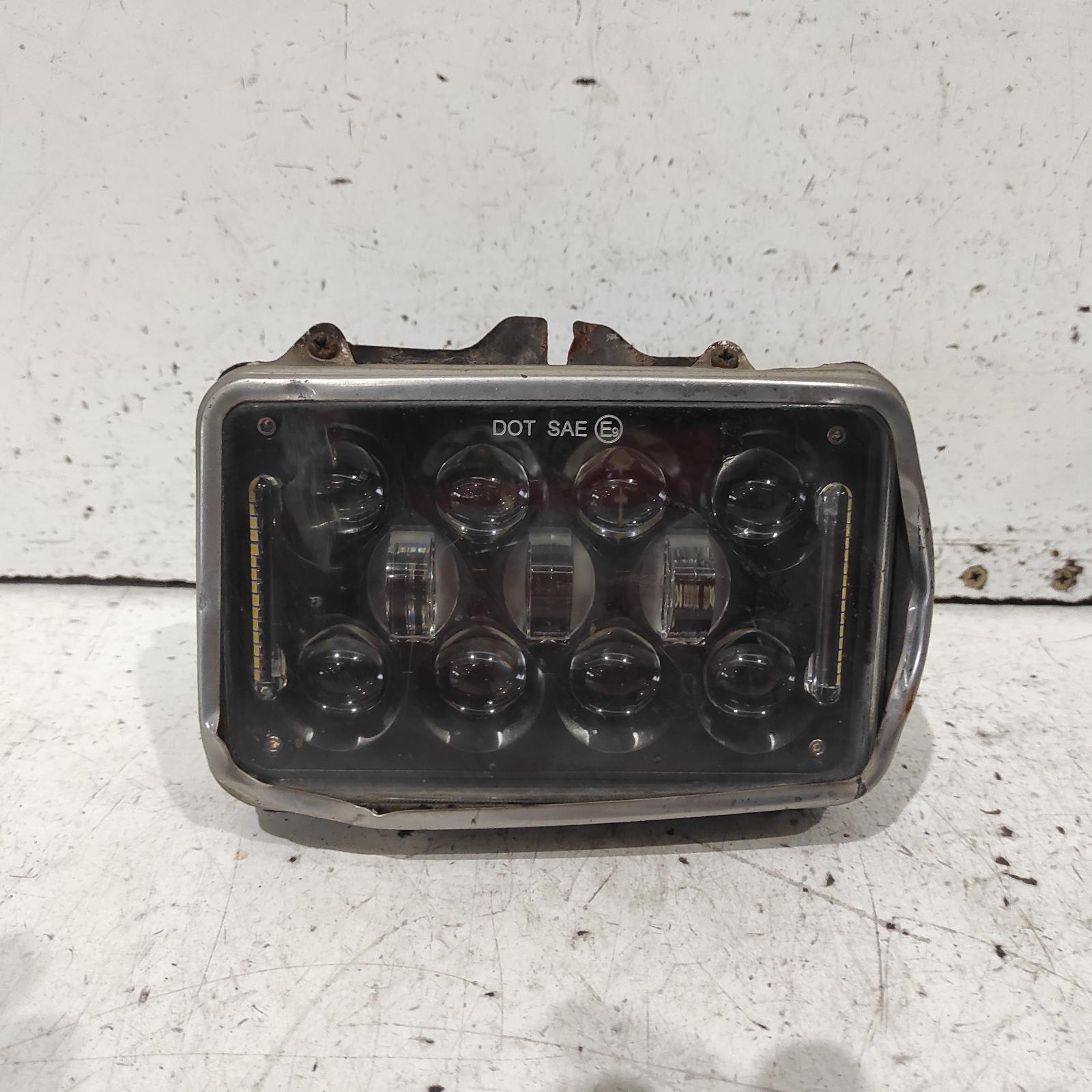 Landcruiser Headlamp Right 1990-1998 80 series,gx/gxl,twin square,05/90-03/98 00021856 #679371