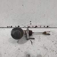 clutch master cylinder