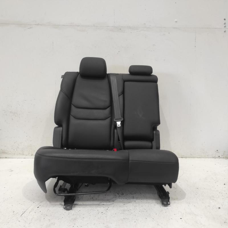 seat 2nd/rear seat
