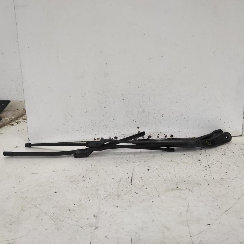 wiper arm