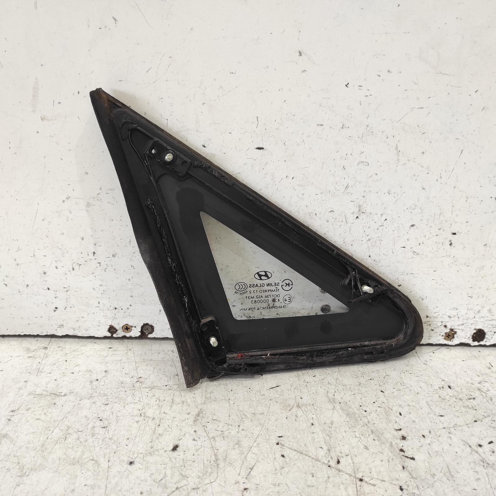 Iload/imax Quarter Door Glass Front Left 2007-2021 tq,in body,11/07-03/21 00021716 #679986