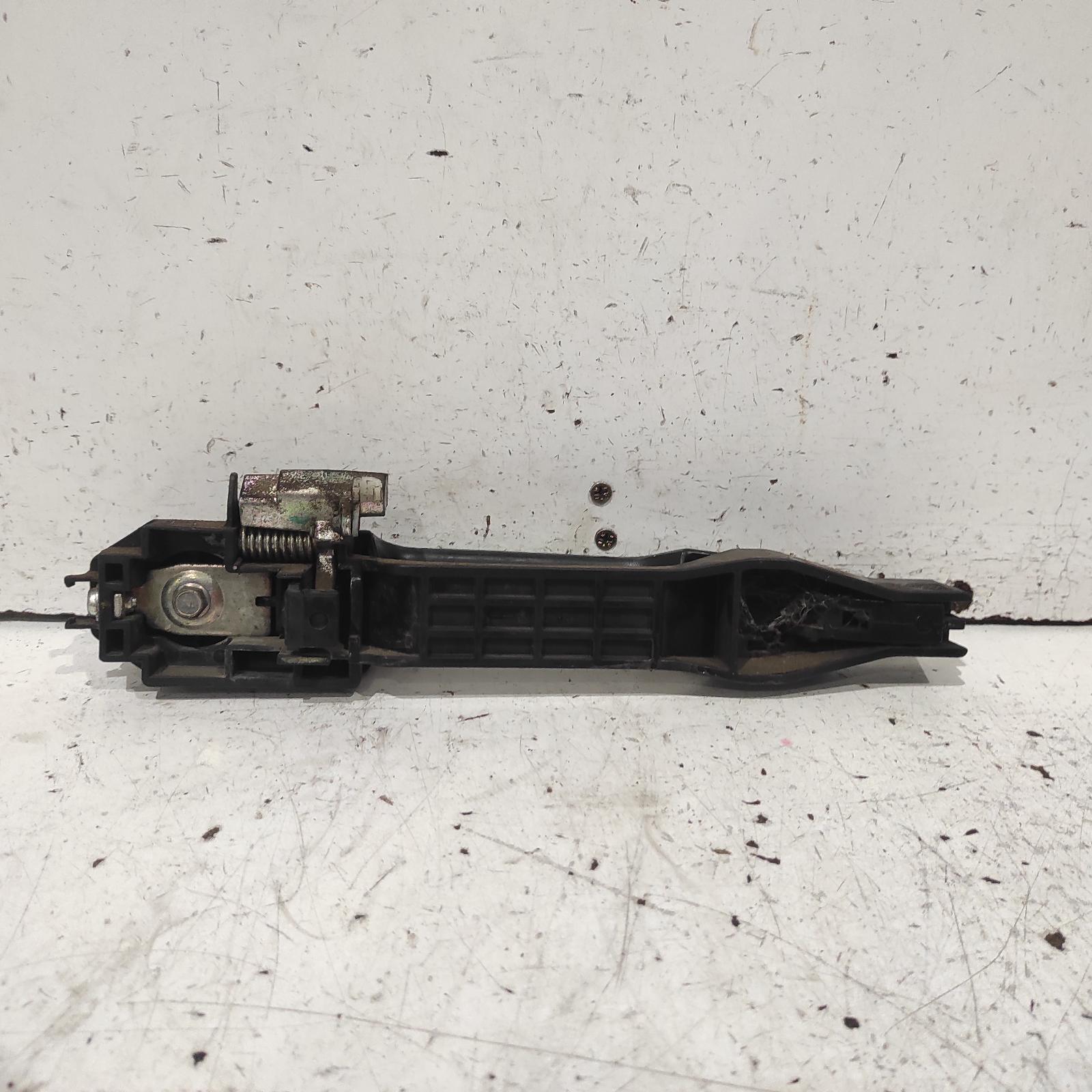 Triton Door Handle 2006-2015 outer,lh front/lh rear,black,ml-mn,07/06-04/15 00019527 #680328