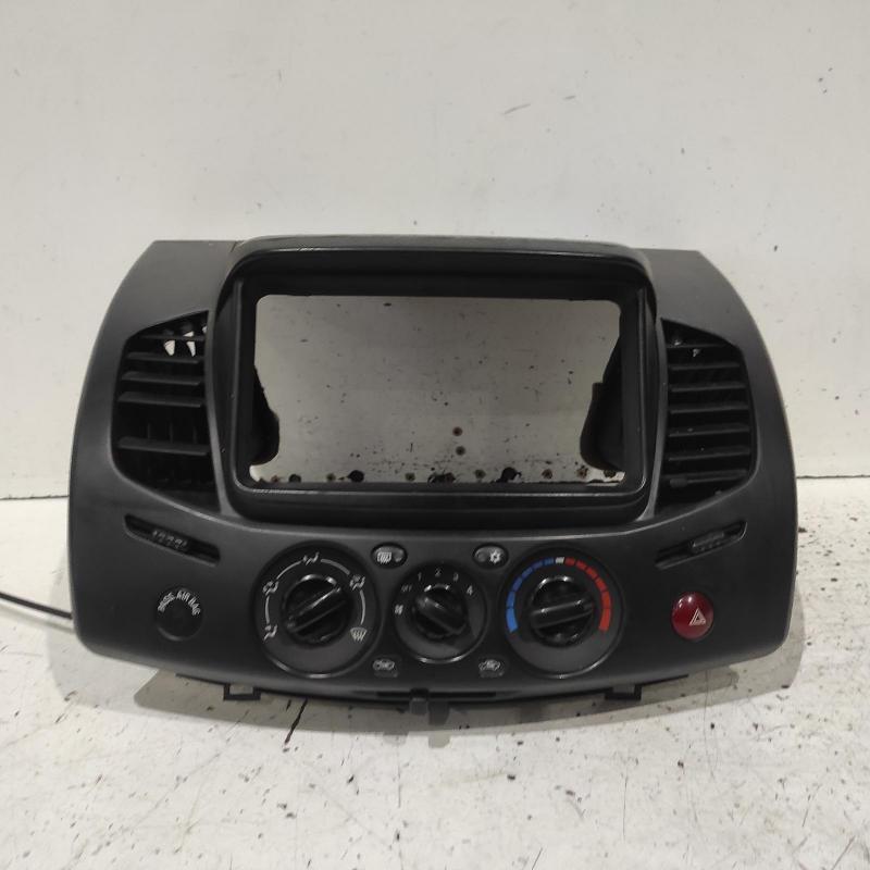 heater/aircon controls