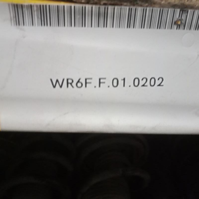 strut front left