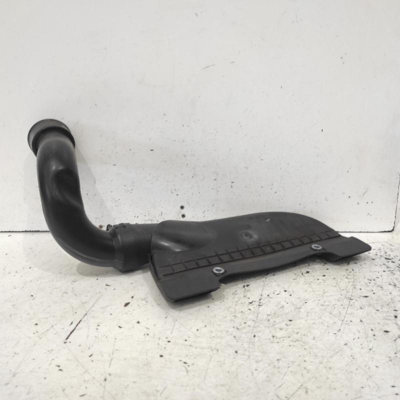 air cleaner duct/hose