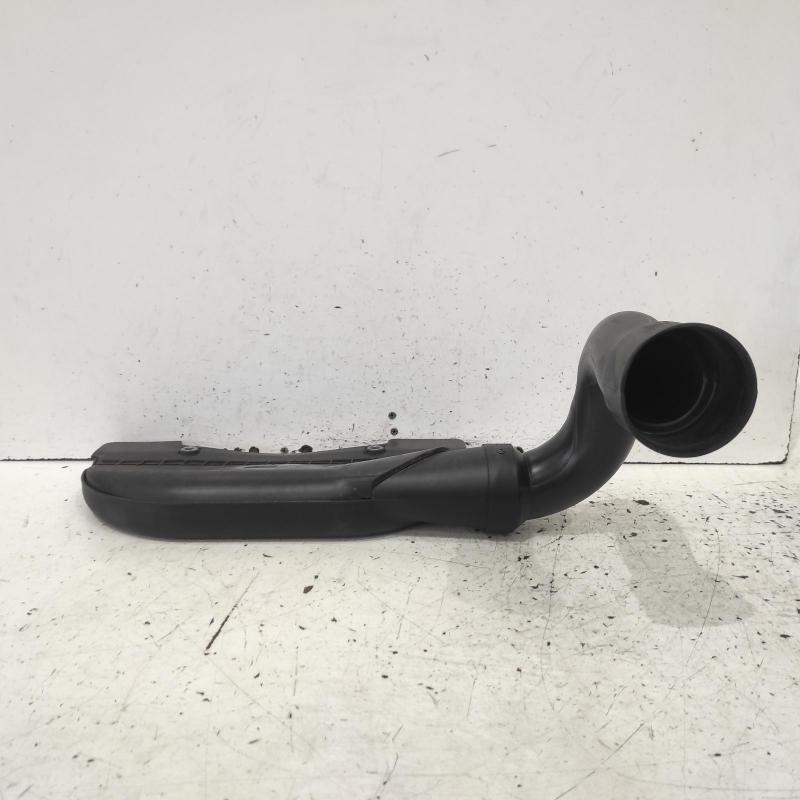 air cleaner duct/hose