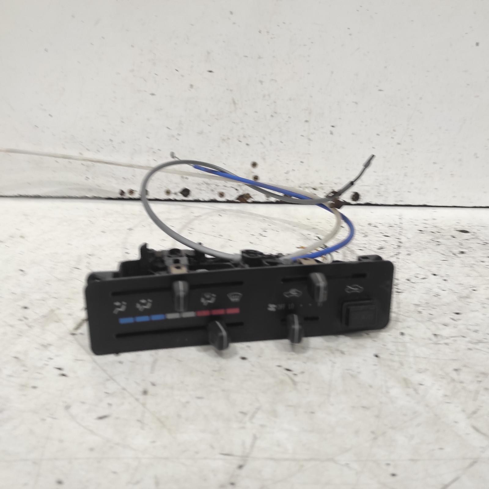 Rav4 Heater/aircon Controls 1994-2000 sxa1#r,07/94-06/00 00021323 #680664