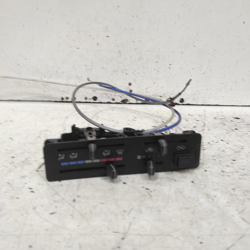 heater/aircon controls