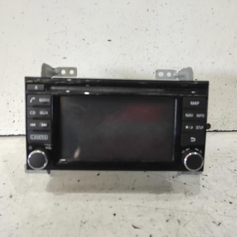 stereo/head unit