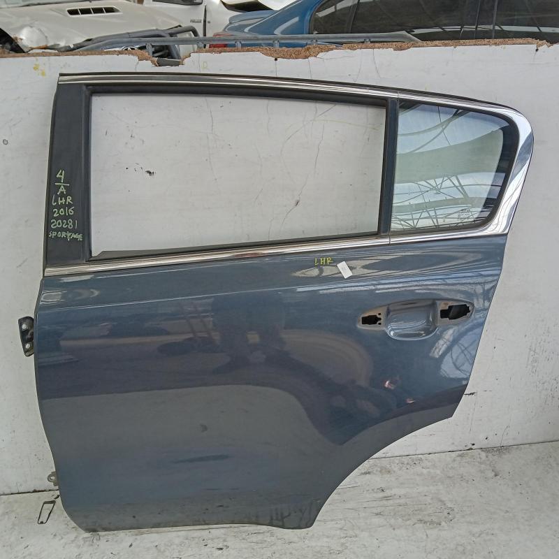 door/sliding rear left