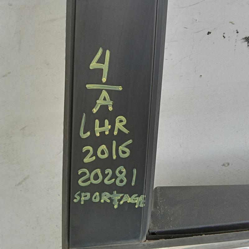 door/sliding rear left