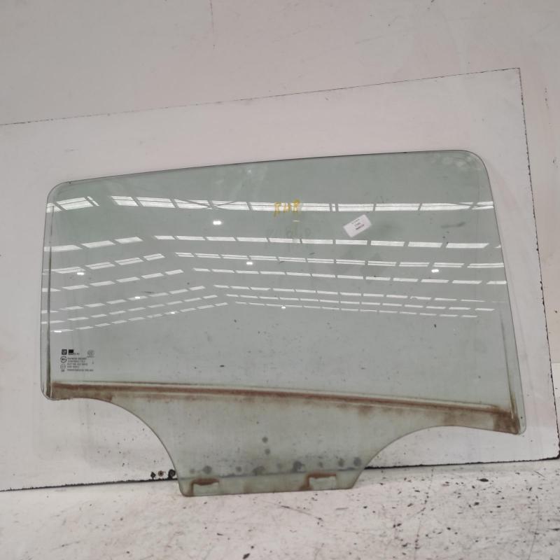 door window rear right