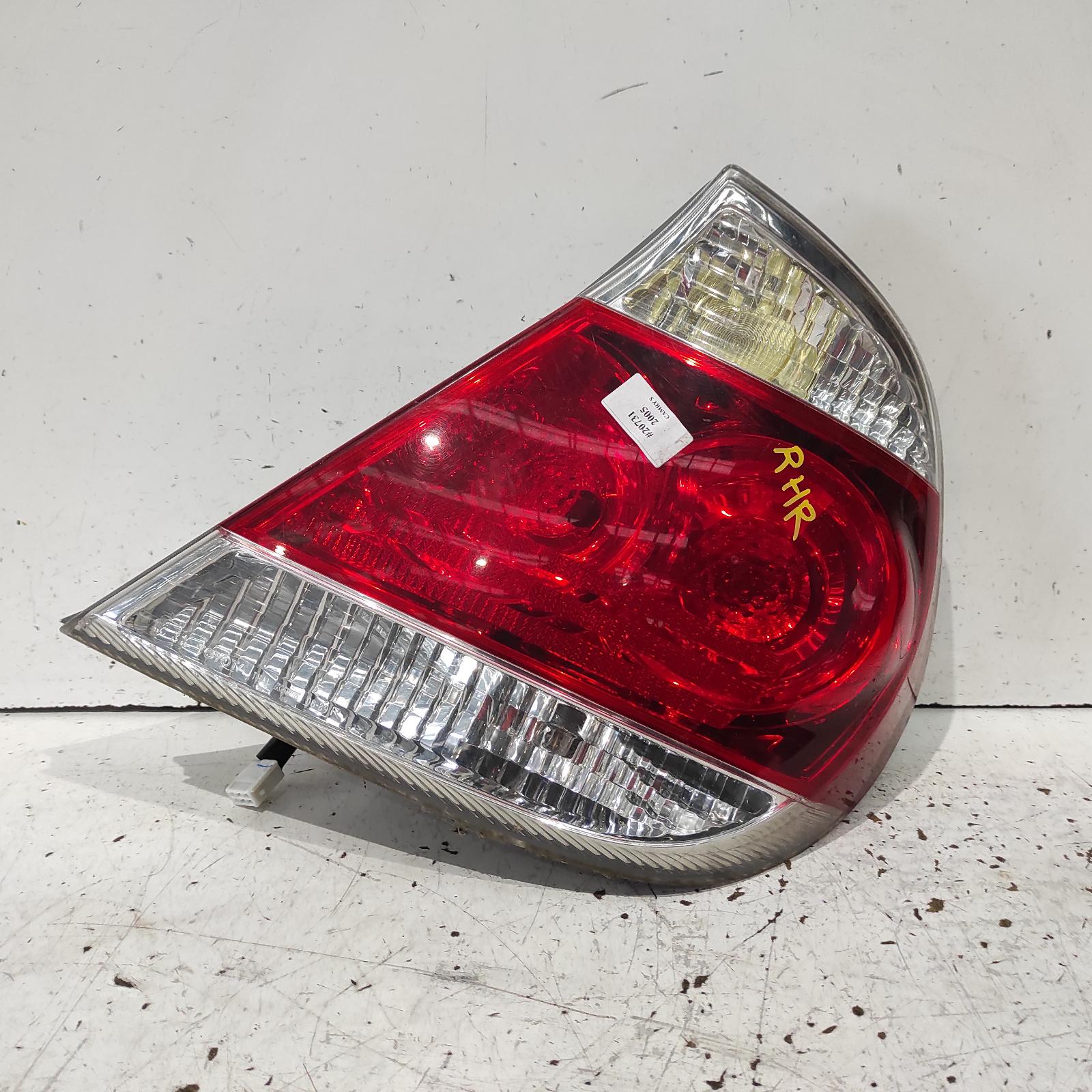 Camry Taillight Right 2002-2006 sk36,reverse lamp top/bottom (non sportivo),08/02-05/06 00020731 #681357