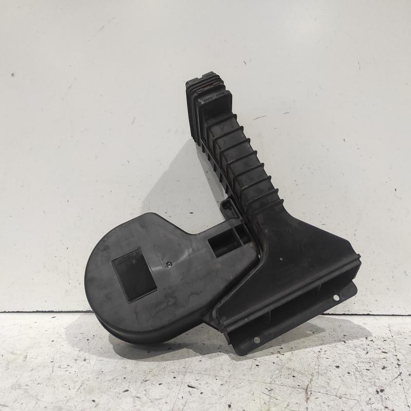 air cleaner duct/hose