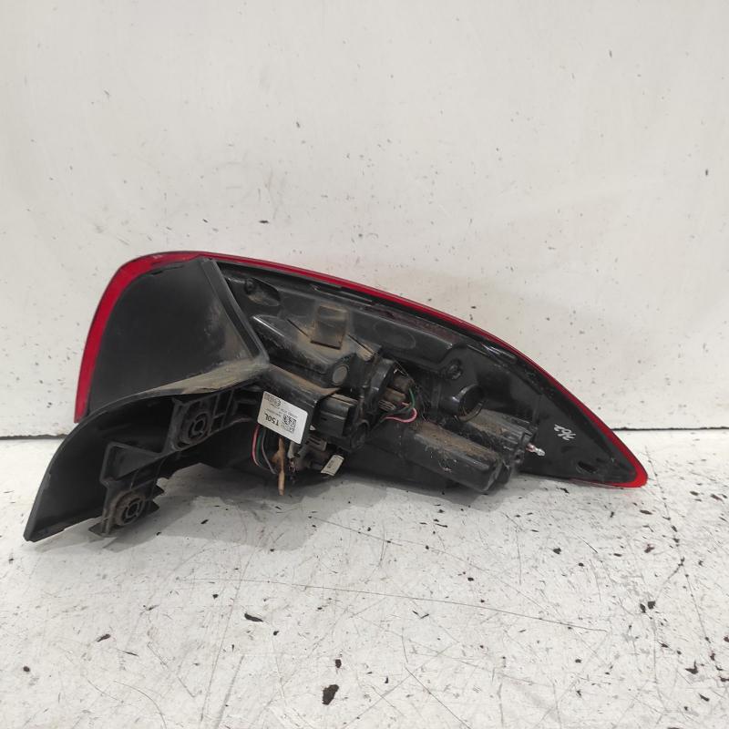 taillight left