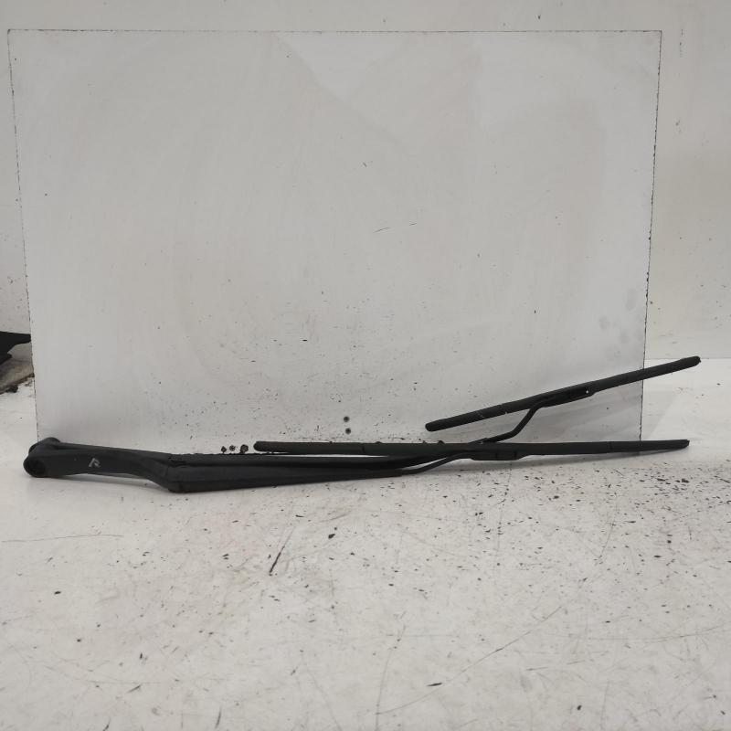 wiper arm
