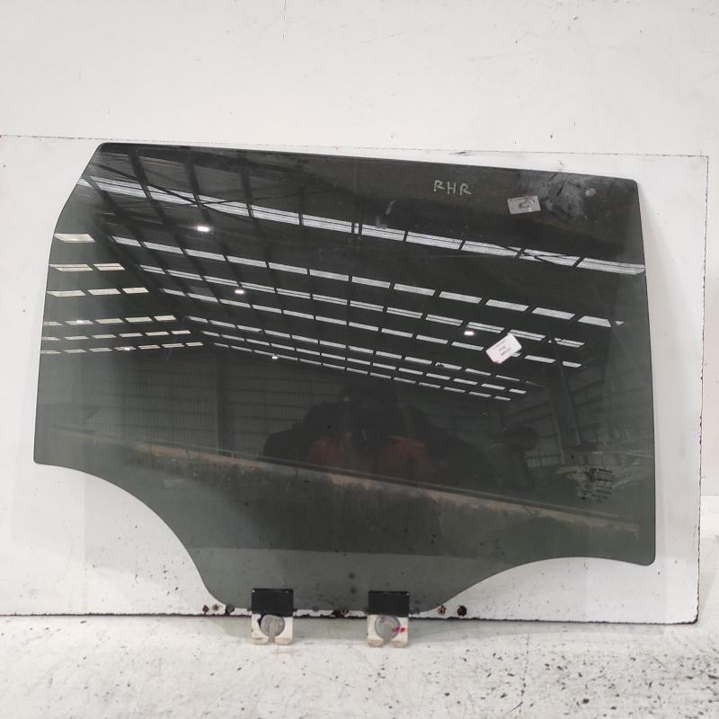 door window rear right