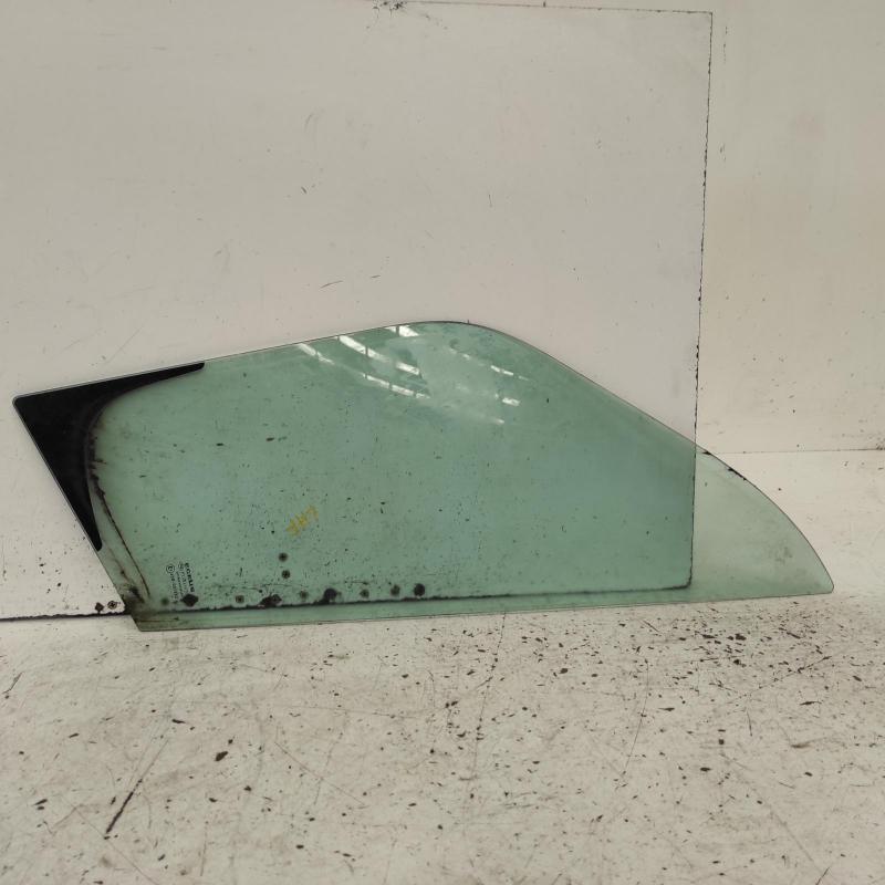 quarter door glass front left