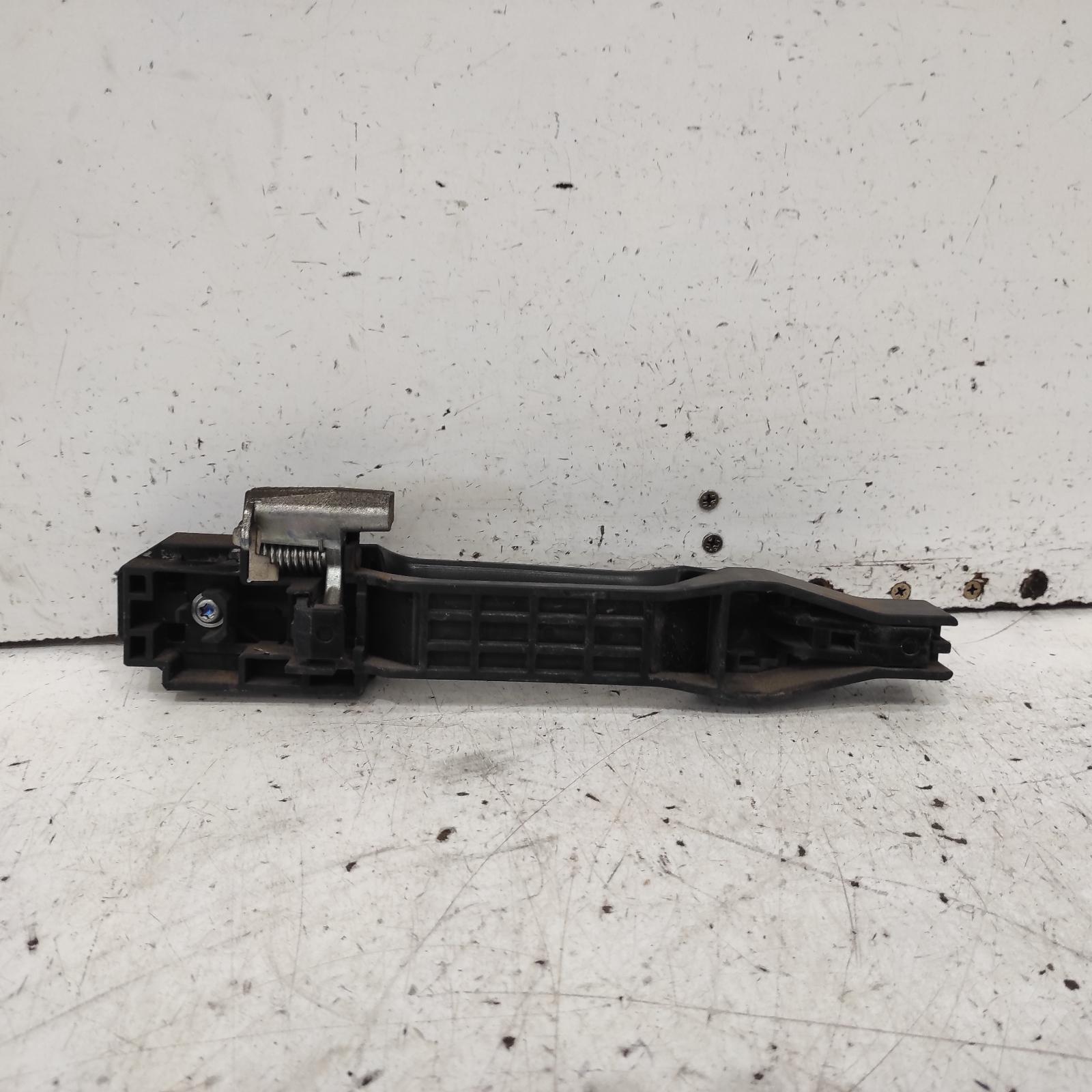 Triton Door Handle 2006-2015 outer,lh front/lh rear,black,ml-mn,07/06-04/15 00021826 #682260