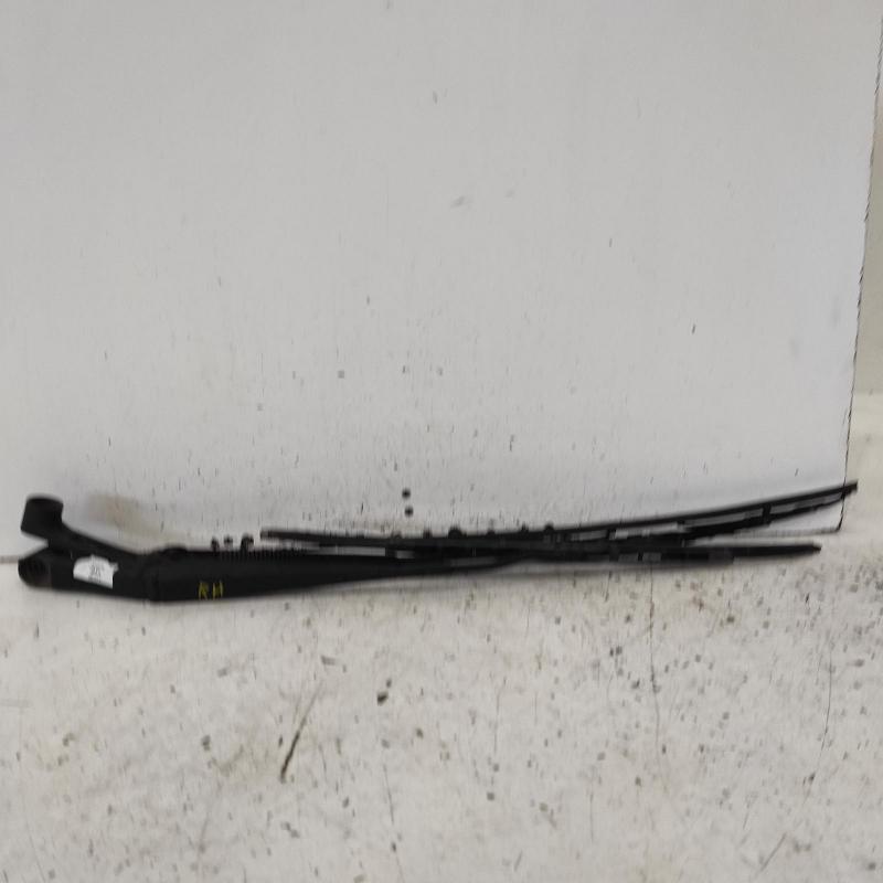 wiper arm