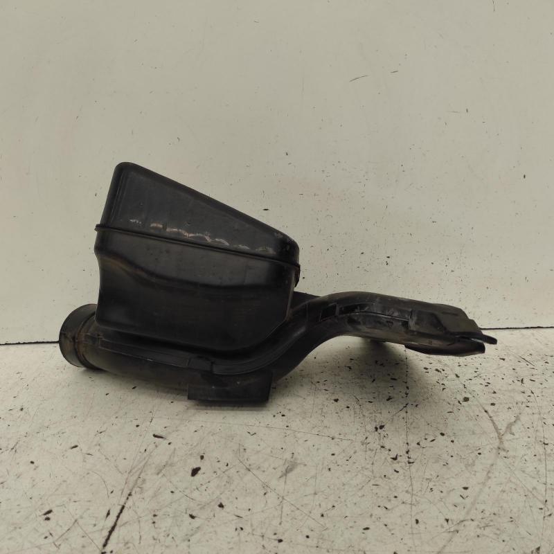 air cleaner duct/hose