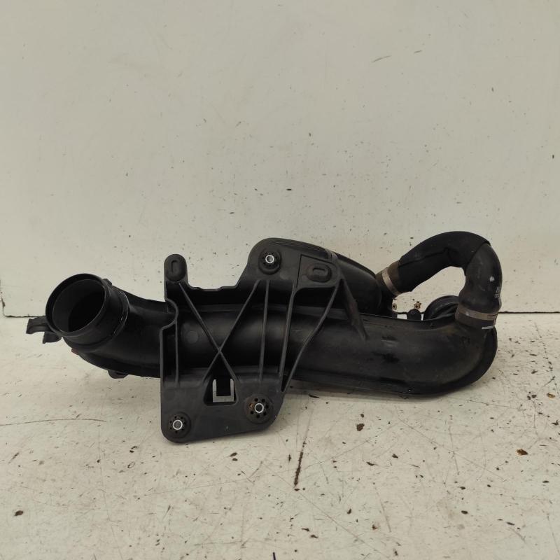 air cleaner duct/hose