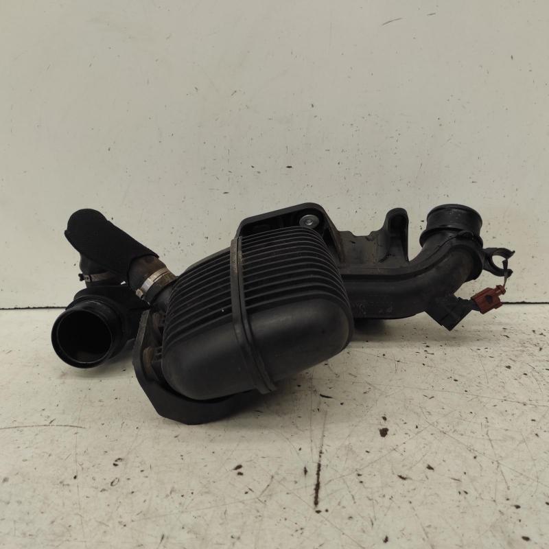 air cleaner duct/hose