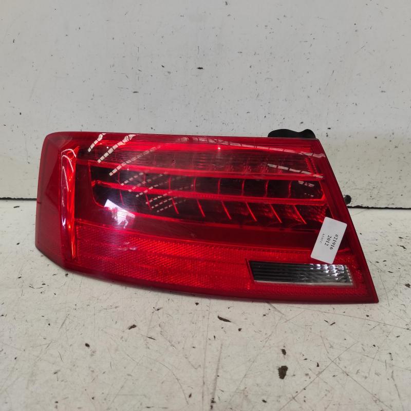 taillight left