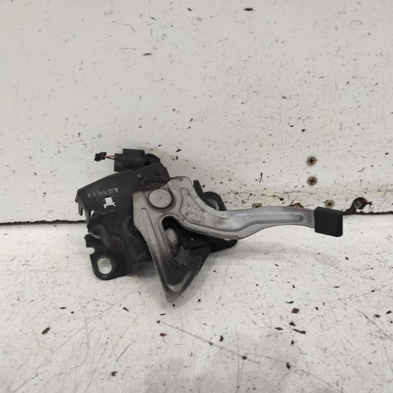 bonnet lock support