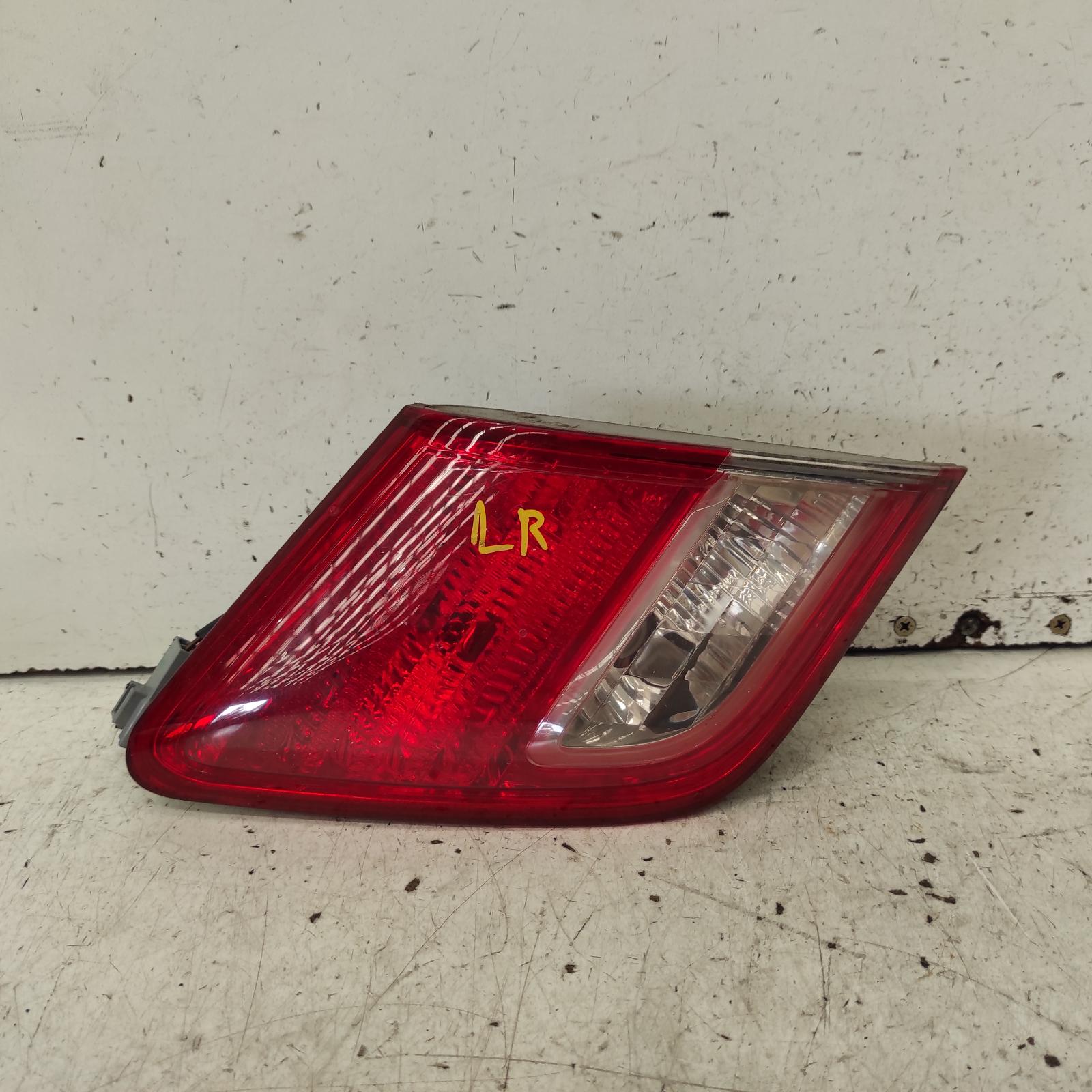 Camry Rear Garnish 2006-2009 bootlid lamp (lh side),acv40/sportivo,06/06-06/09 00021888 #683332