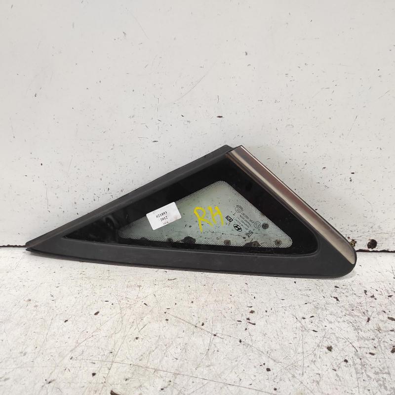 side glass rear right