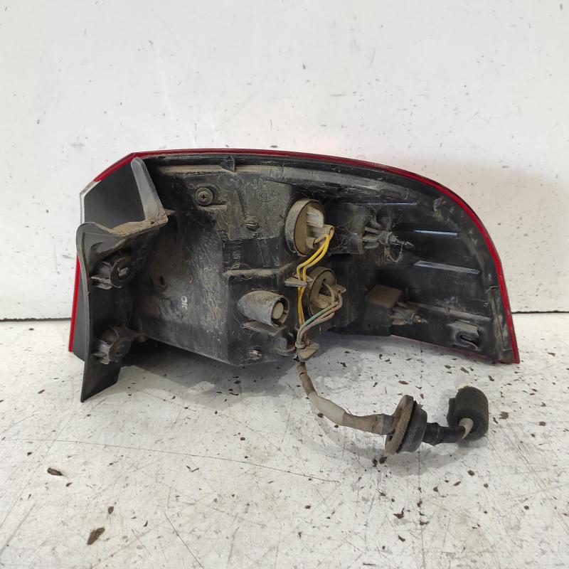taillight left