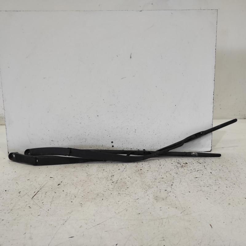wiper arm