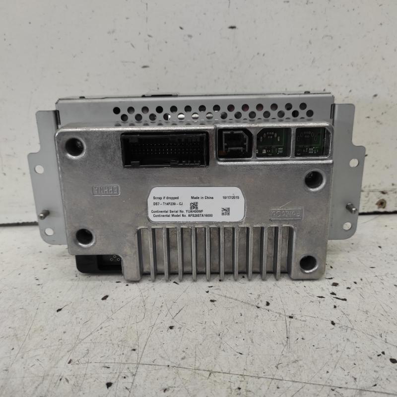 stereo/head unit