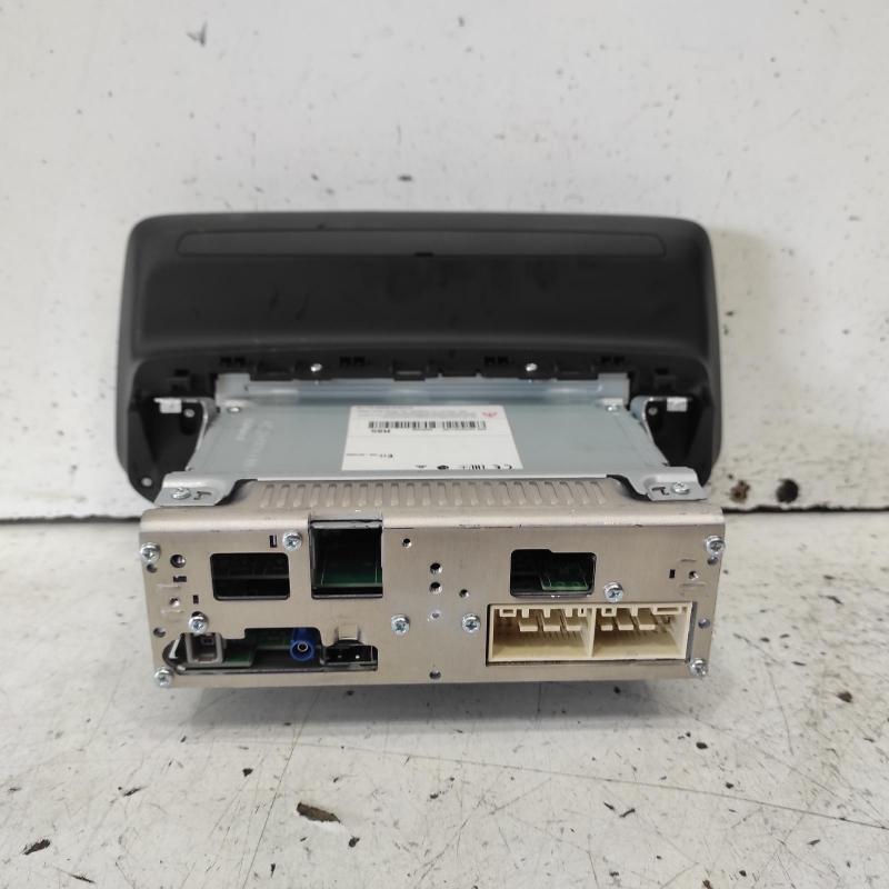 stereo/head unit