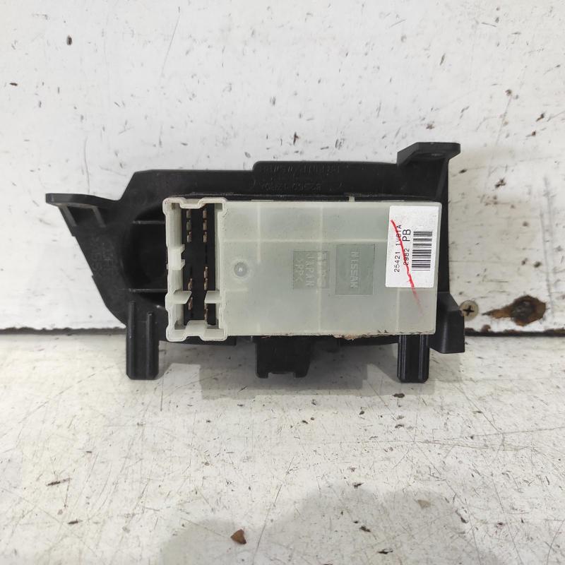 power door window switch