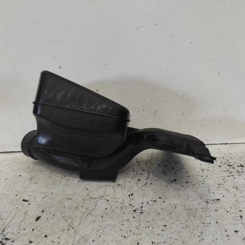 air cleaner duct/hose