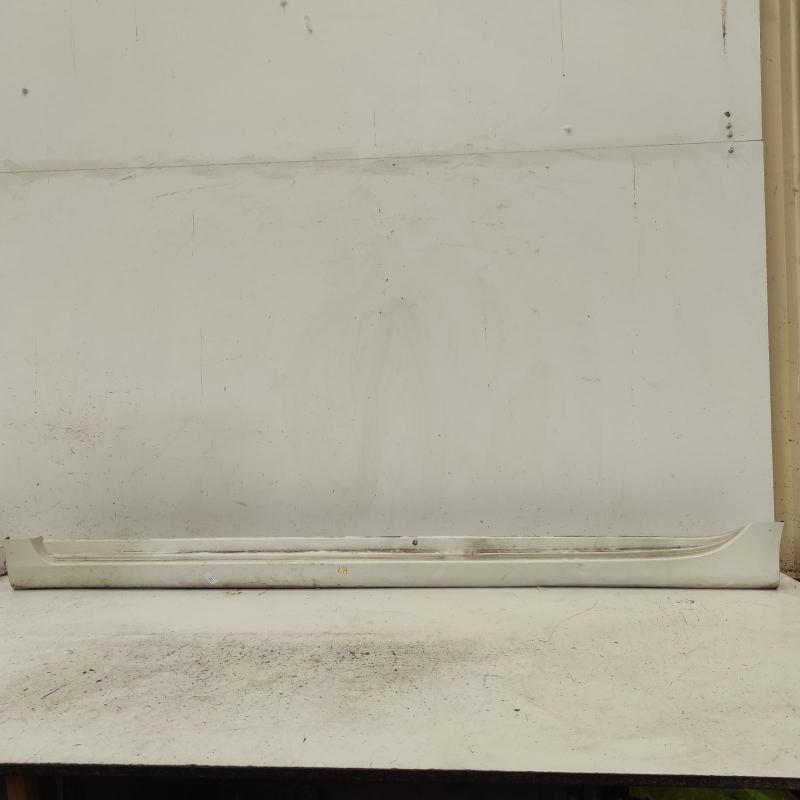 side step skirt
