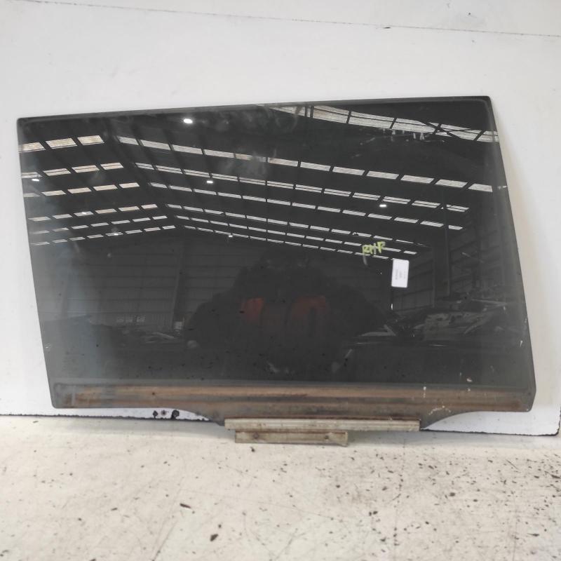 door window rear right