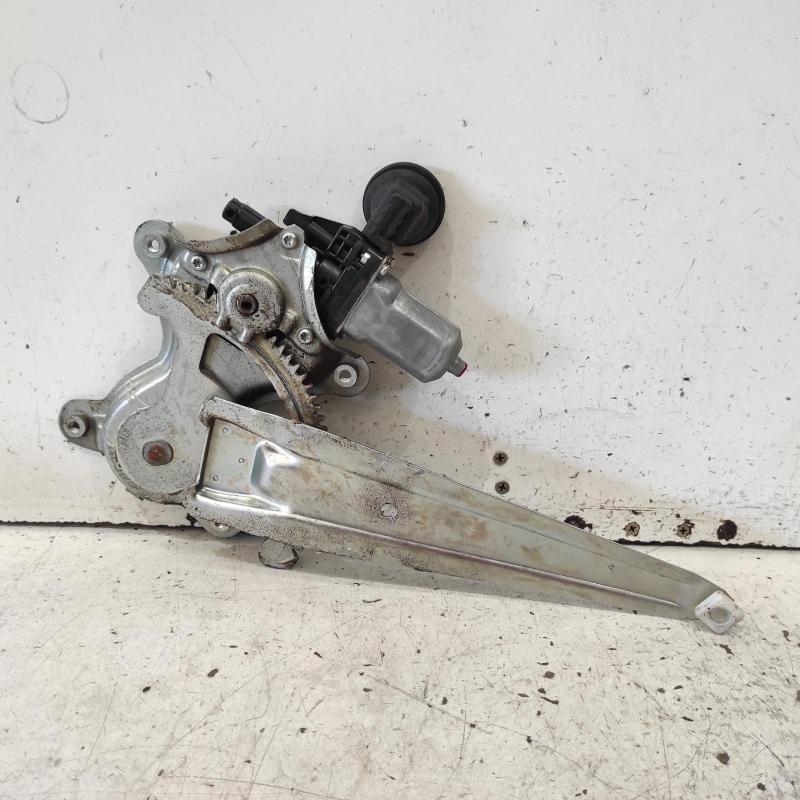 window regulator/motor rear right