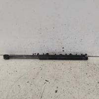 bonnet hinge/strut