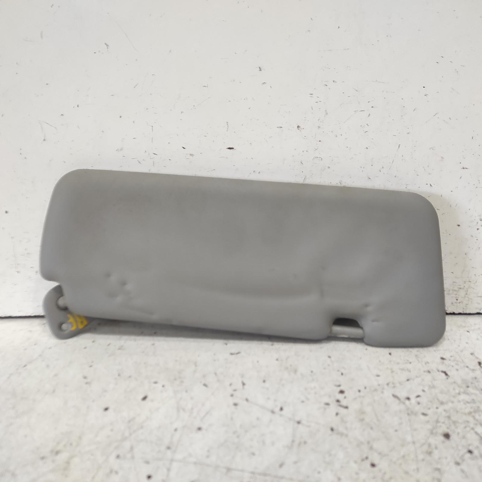 Camry Sunvisor 1997-2002 sk20,rh side,08/97-08/02 00021745 #684910