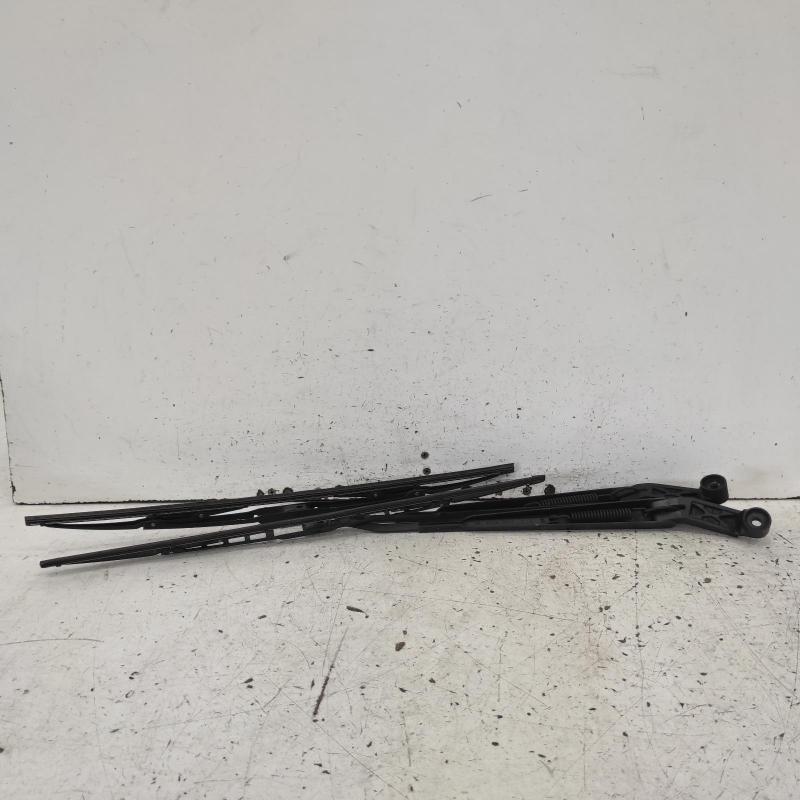 wiper arm