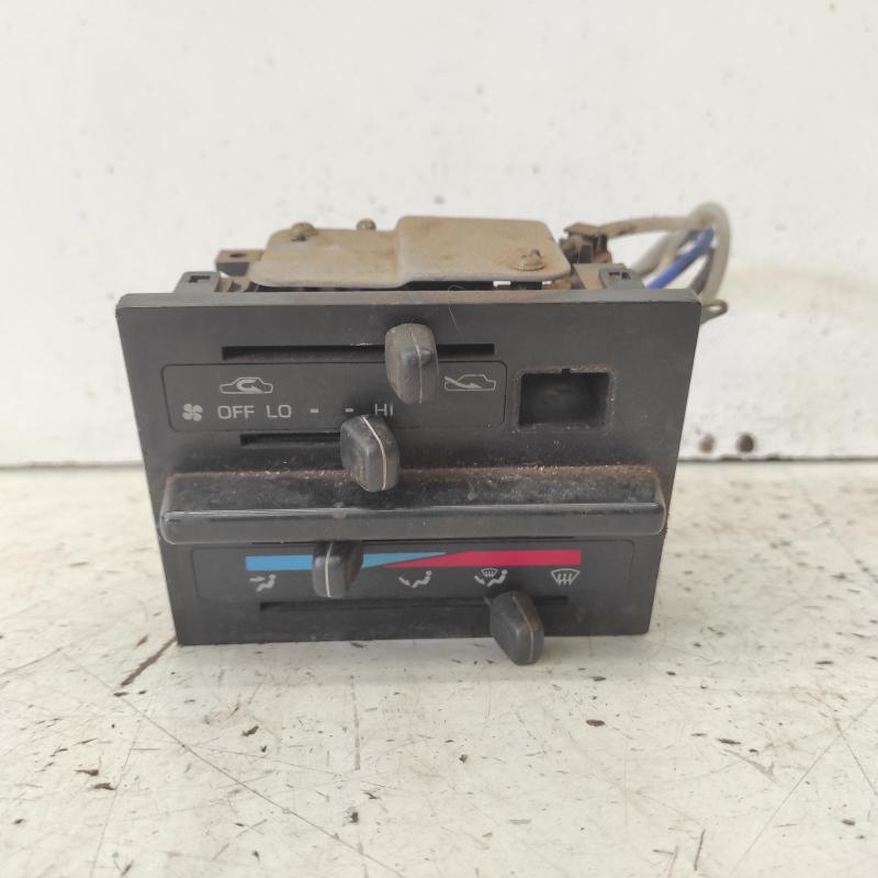 heater/aircon controls